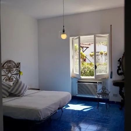 Sweet Capri Homes - Central Two Bedrooms アパート *