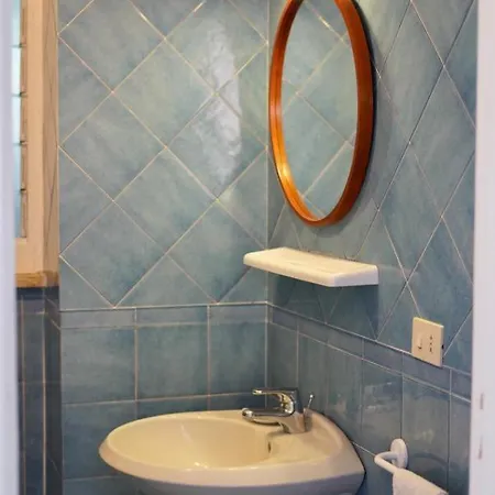 Sweet Capri Homes - Central Two Bedrooms カプリ