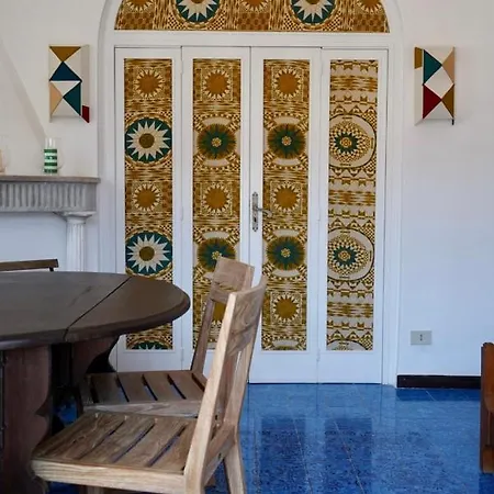 Two Bedrooms Style Near Piazzetta * Capri